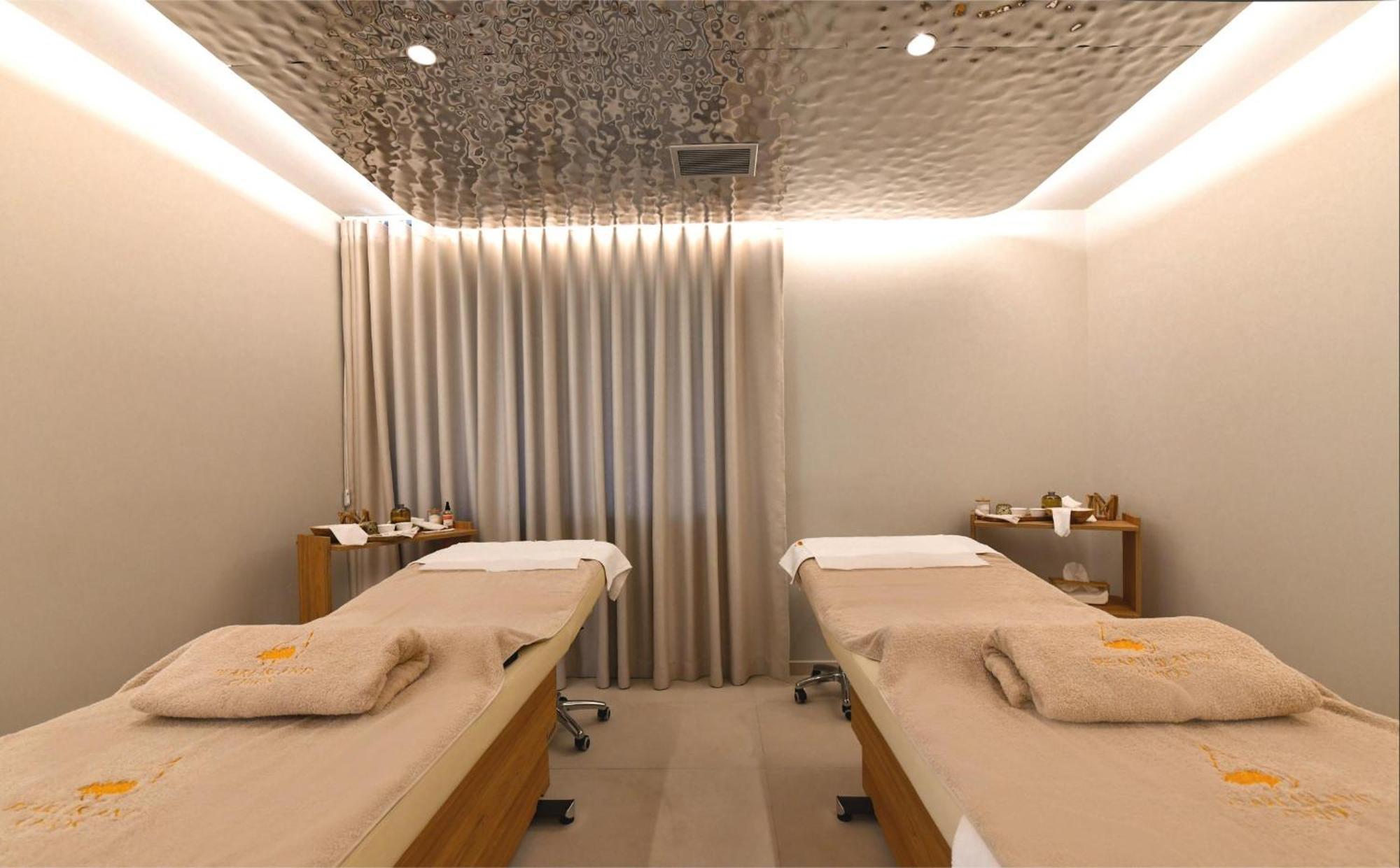 Royal Pearl Island Chios Hotel And Spa Екстериор снимка